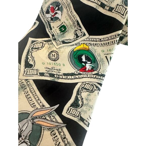 Looney Toons Mania money and characters print - Picture 6 of 9